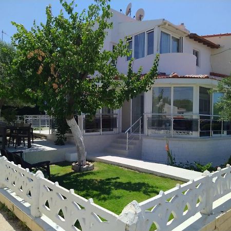 Cesme Burcu Sitesi Yaman Villa Esterno foto