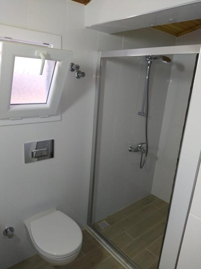 Cesme Burcu Sitesi Yaman Villa Esterno foto