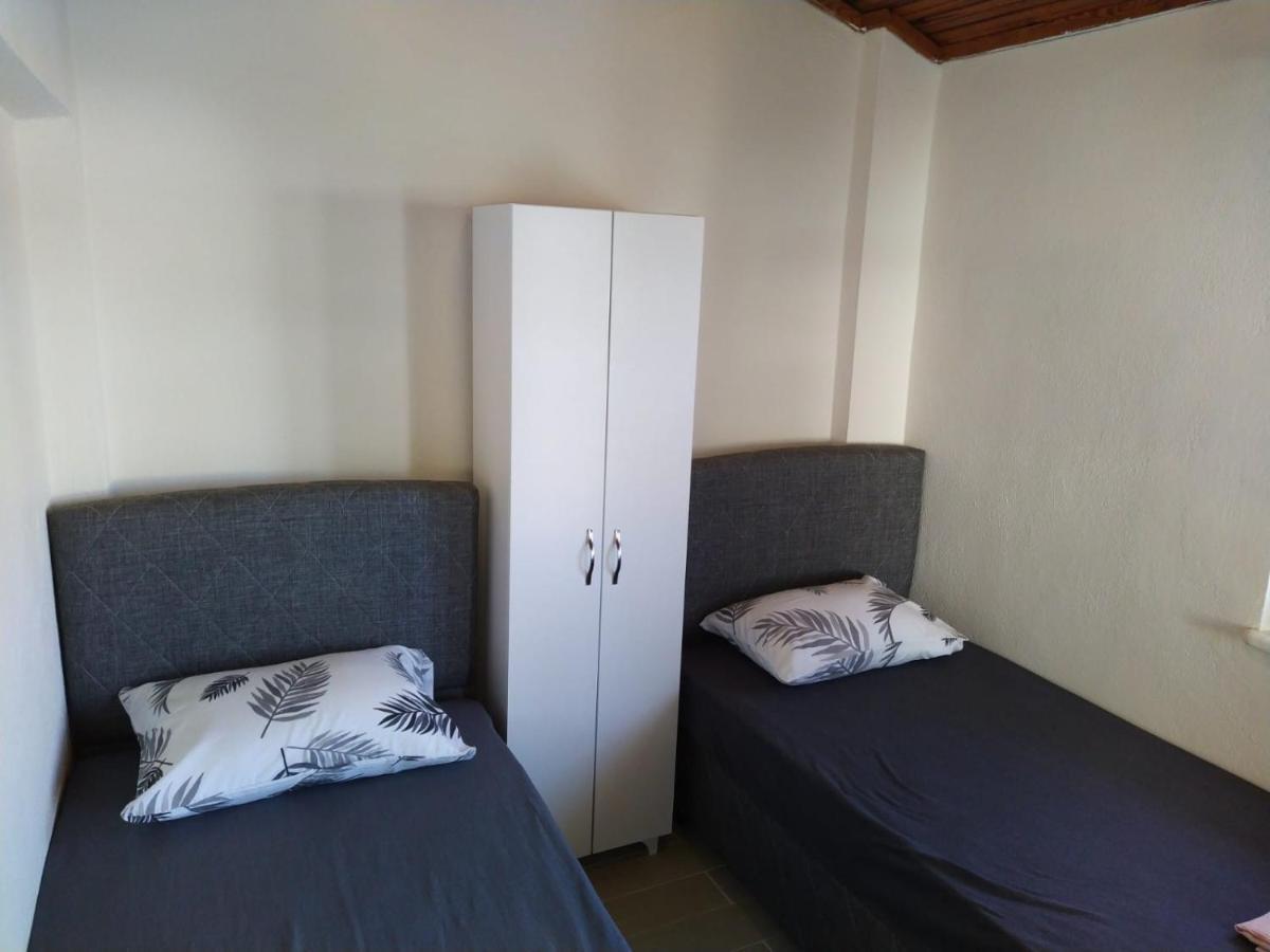 Cesme Burcu Sitesi Yaman Villa Esterno foto
