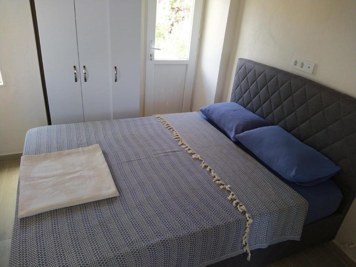 Cesme Burcu Sitesi Yaman Villa Esterno foto