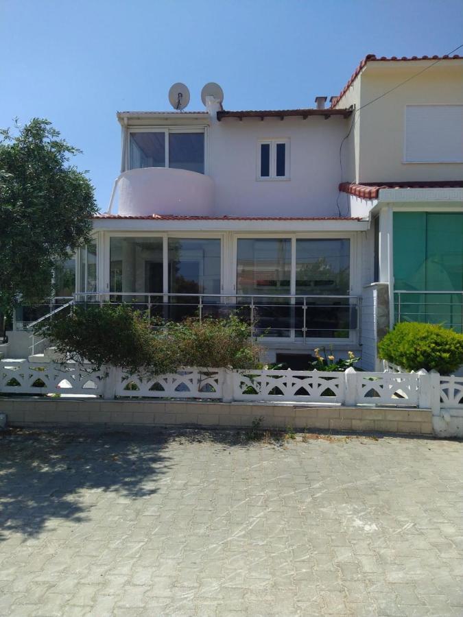Cesme Burcu Sitesi Yaman Villa Esterno foto