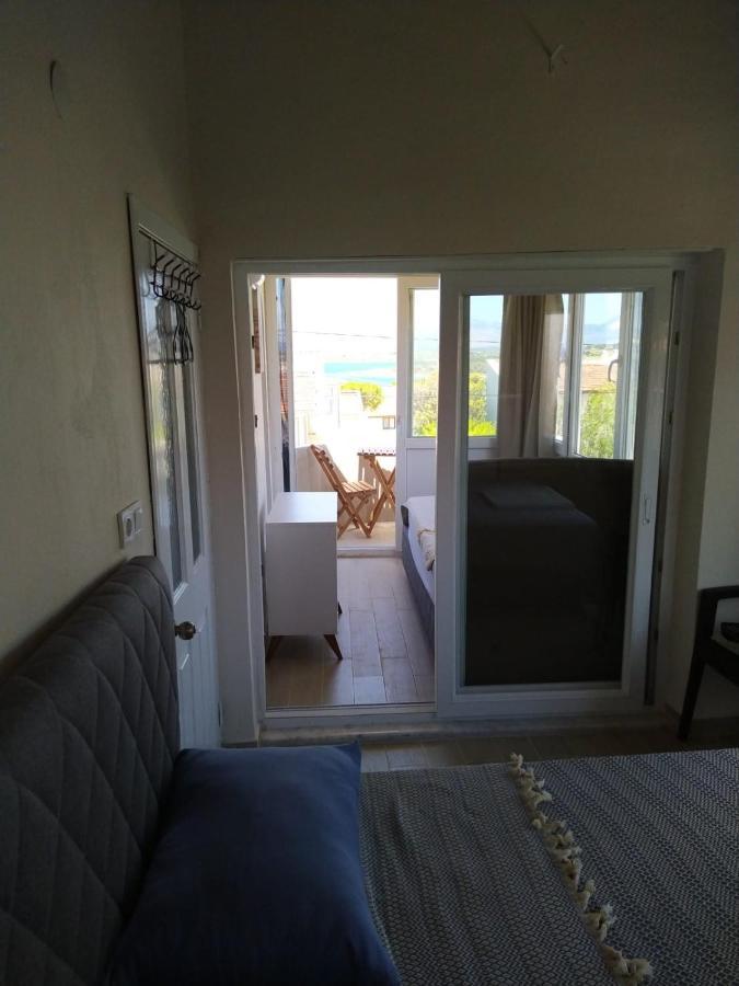 Cesme Burcu Sitesi Yaman Villa Esterno foto
