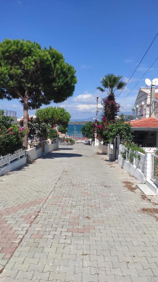 Cesme Burcu Sitesi Yaman Villa Esterno foto