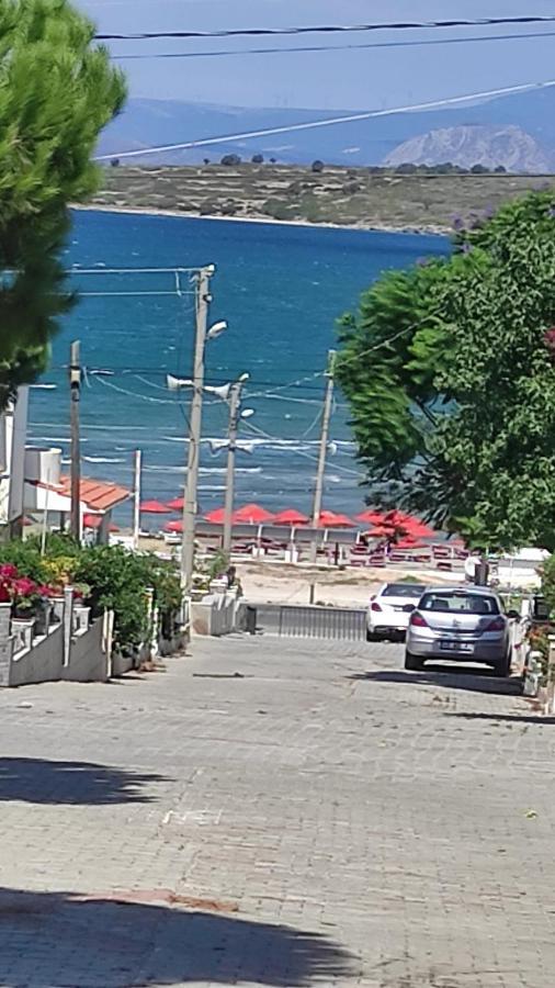 Cesme Burcu Sitesi Yaman Villa Esterno foto